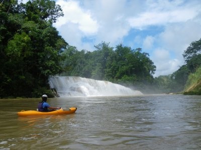 river photo