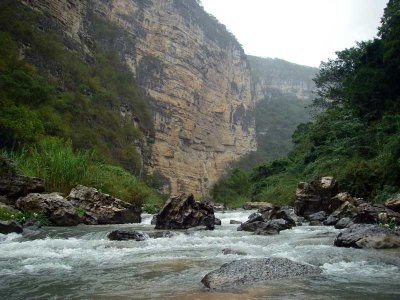 river photo