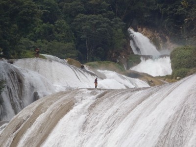 river photo