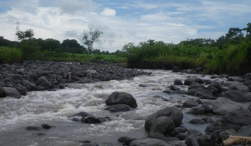 river photo