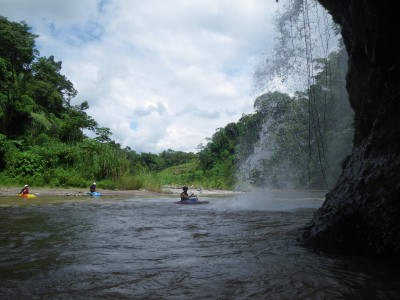 river photo