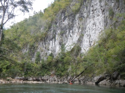 river photo