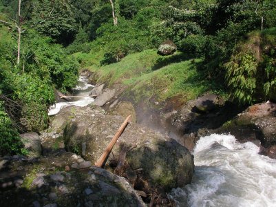 river photo